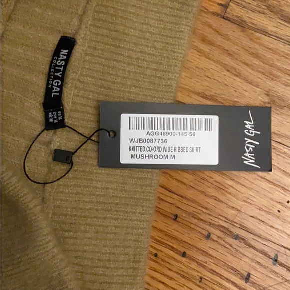 Sweater Skirt NWT - Picture 2 of 2